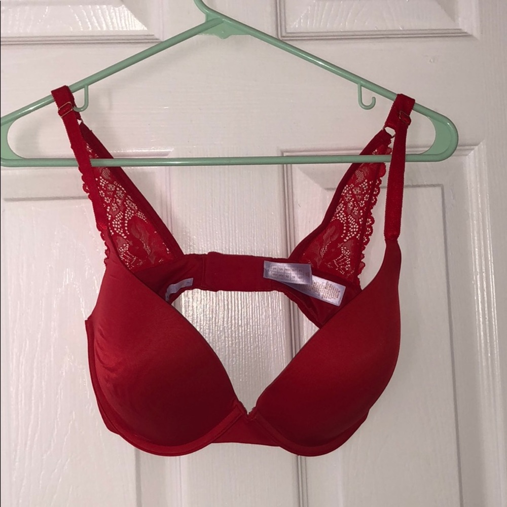 RED FENTY BRA